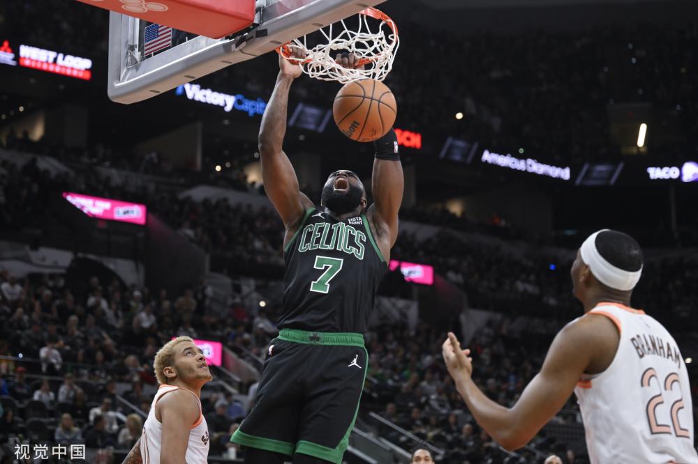 反而伴随着 反而伴随着